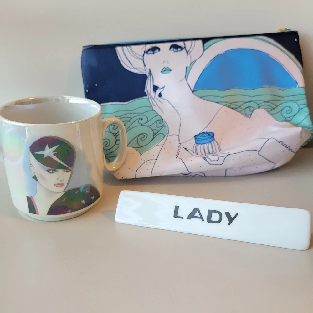 Estee Lauder Cosmetic Case ~ Travel ~ Storage ~ Organization ~ Mod Lady Image ~
